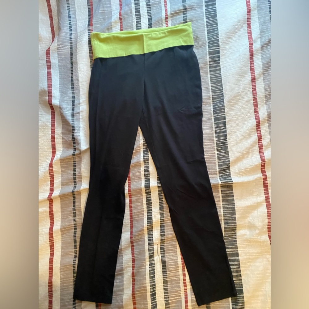 Black and bright green Danskin Now yoga pants